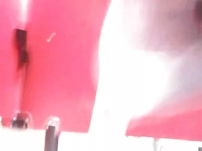 Брутален фистинг и лудо букаке в seks porno klipove очакване на луда уличница.