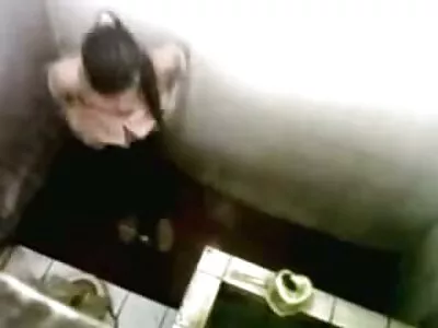 Huasty бой разпъва член цели секс филми на ануса на пилета.