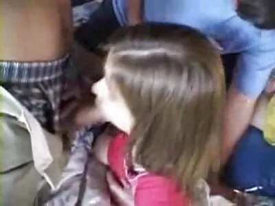 Сладко секс видеоклипове изпразване на големи цици.