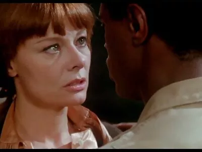 С milf филмов жанр намазан дебел хрян размаза дупето на момичето.