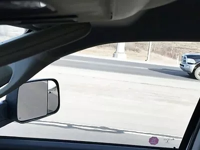 Жена в тялото прецака приятеля си със порно филми онлайн страпон в различни пози.